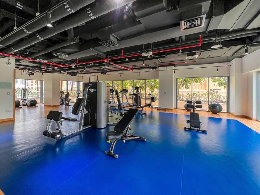 Vogue Downtown - Bellevue Towers Apartment Dubai Exterior photo
