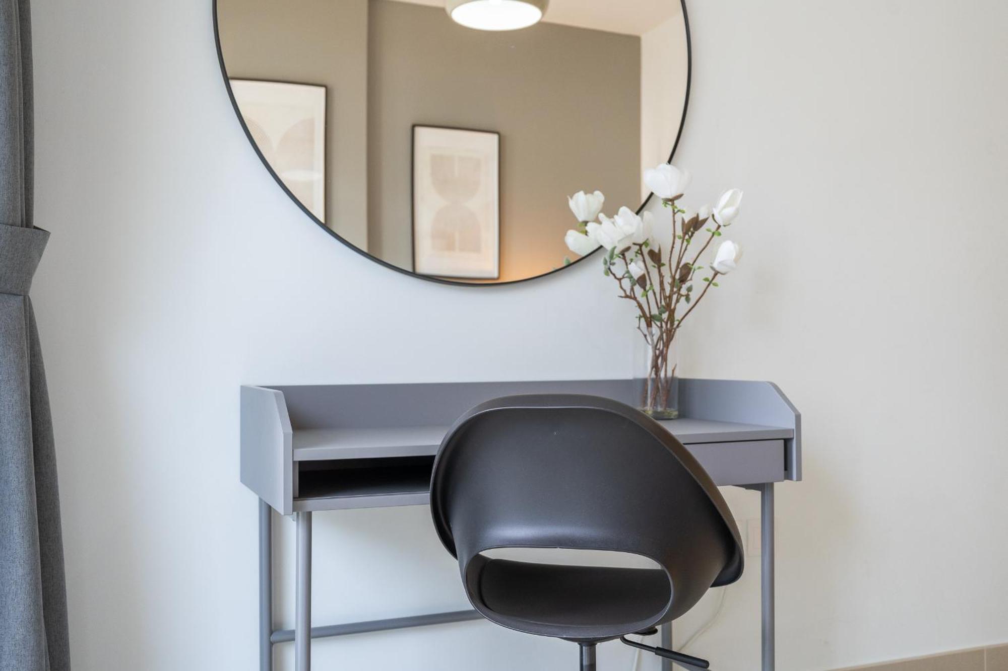 Vogue Downtown - Bellevue Towers Apartment Dubai Room photo